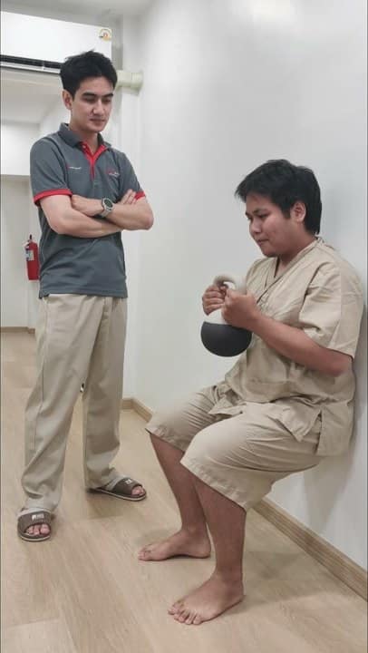 ออกกำลังกายฟื้นฟู — คลินิก Health Space